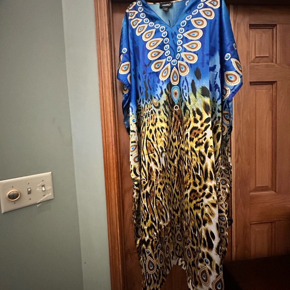 Ashro Blue and Gold Patterned Kaftan